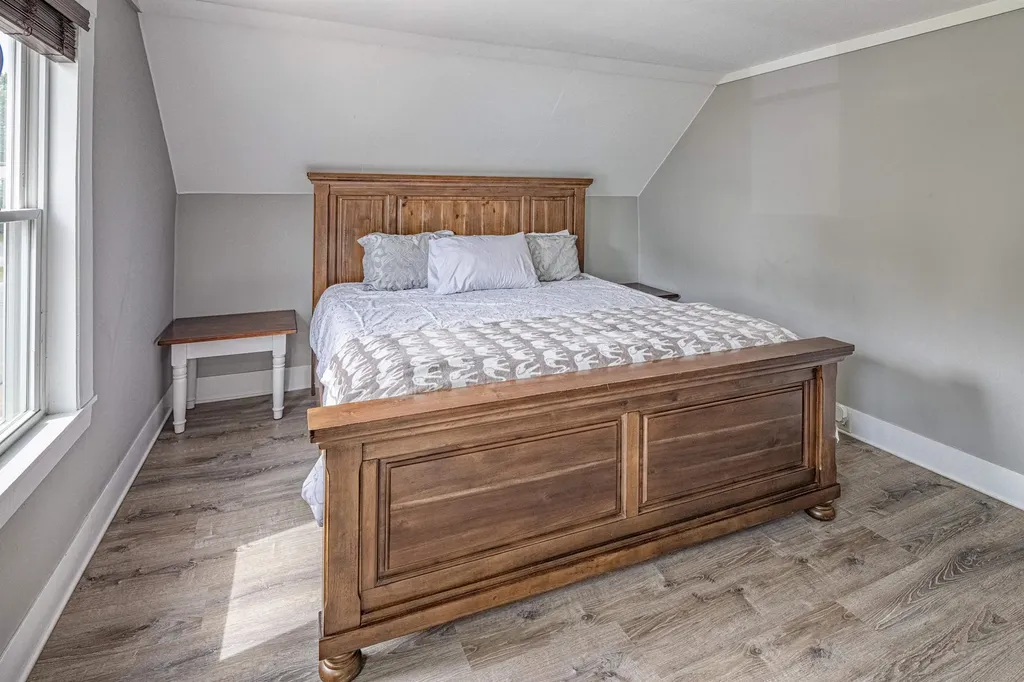 53 Pine Street Rochester NH 03867