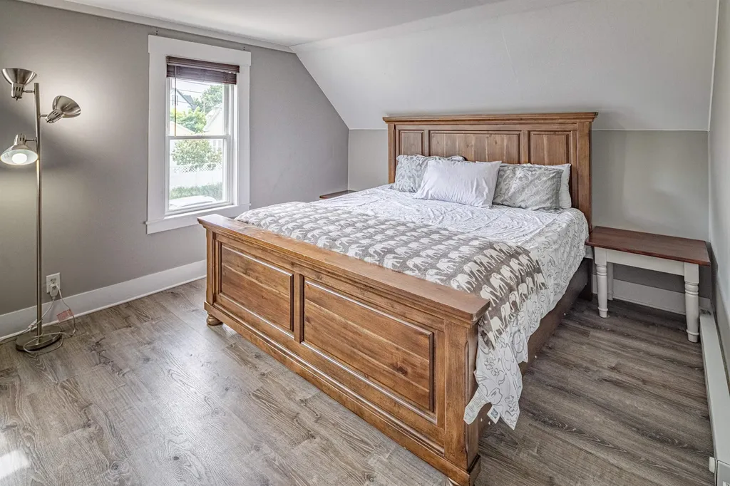 53 Pine Street Rochester NH 03867