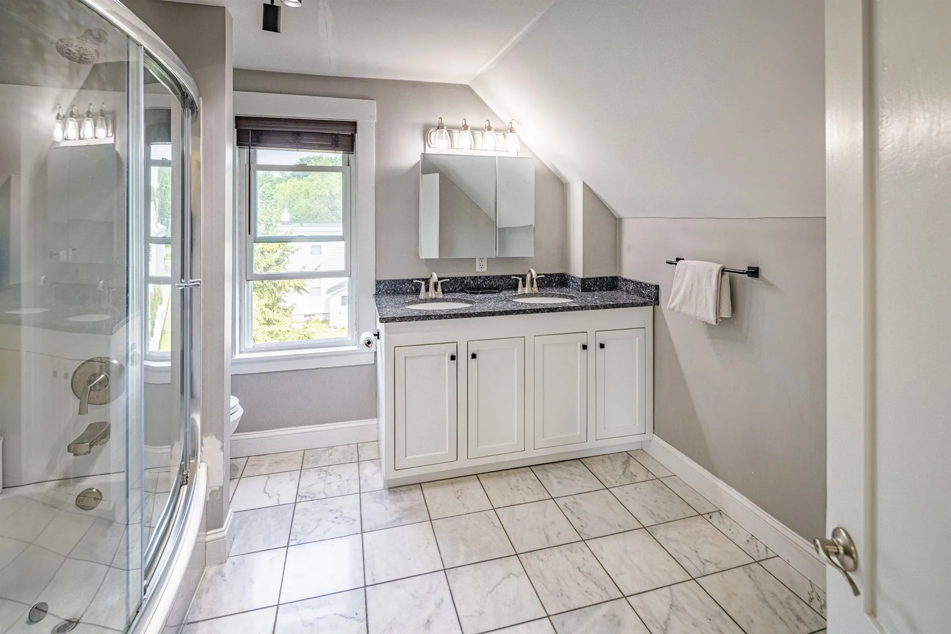 53 Pine Street Rochester NH 03867