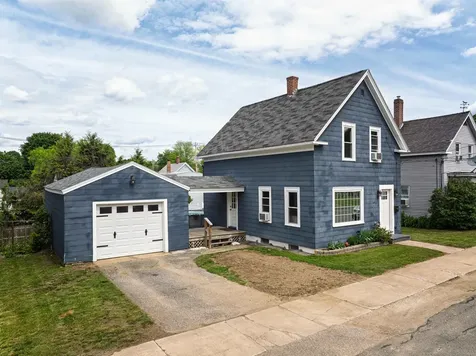 53 Pine Street Rochester NH 03867