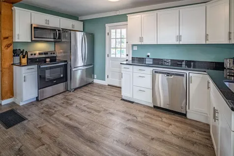 53 Pine Street Rochester NH 03867