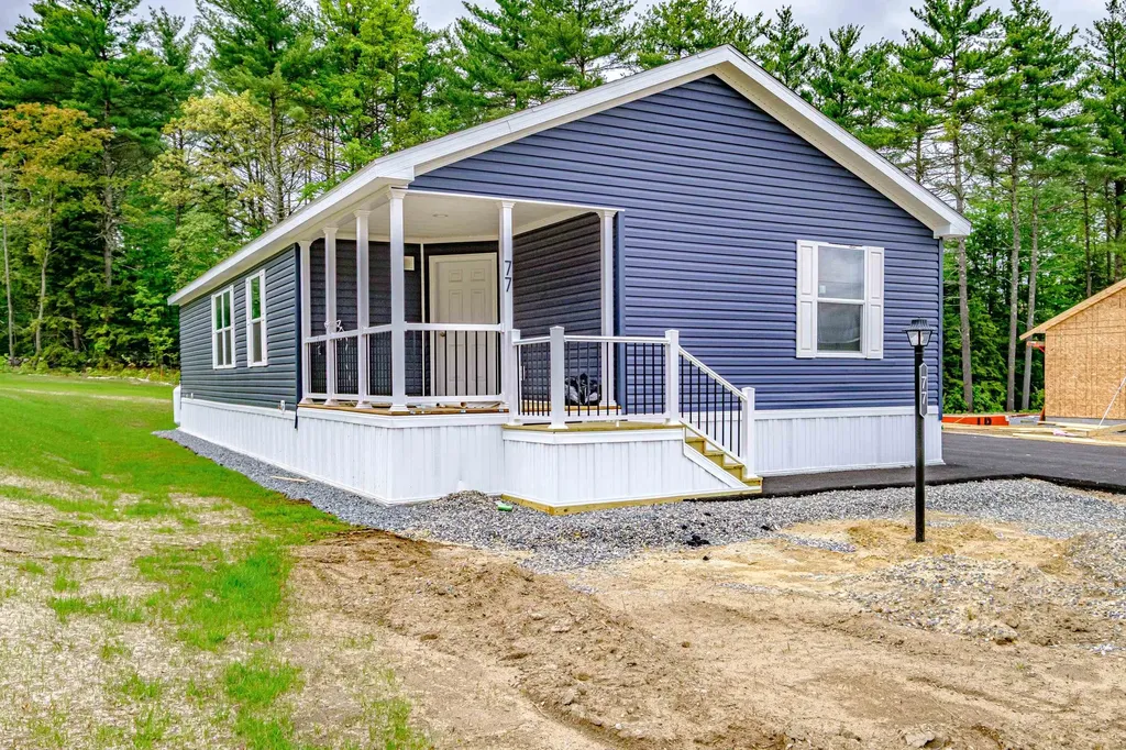 77 Diamondback Drive Rochester NH 03868