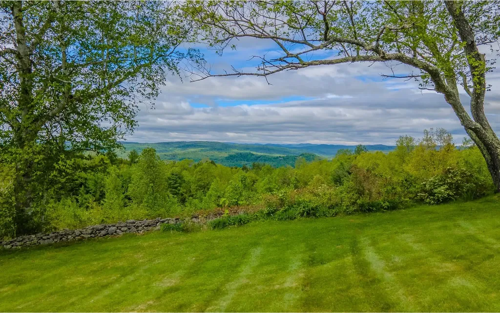 4 & 17 Sargent Hill Lane Walpole NH 03608