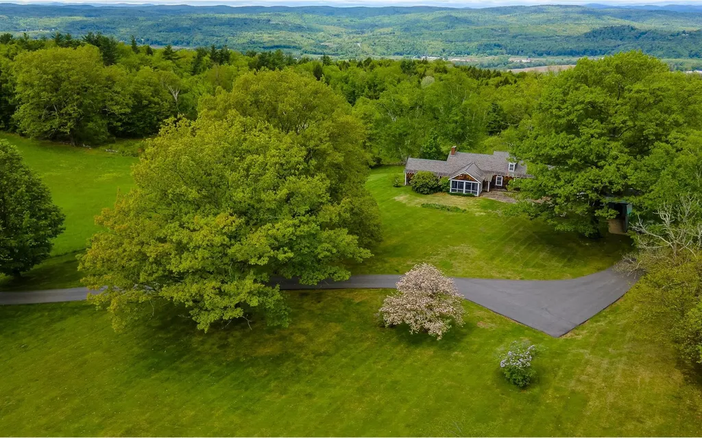 4 & 17 Sargent Hill Lane Walpole NH 03608