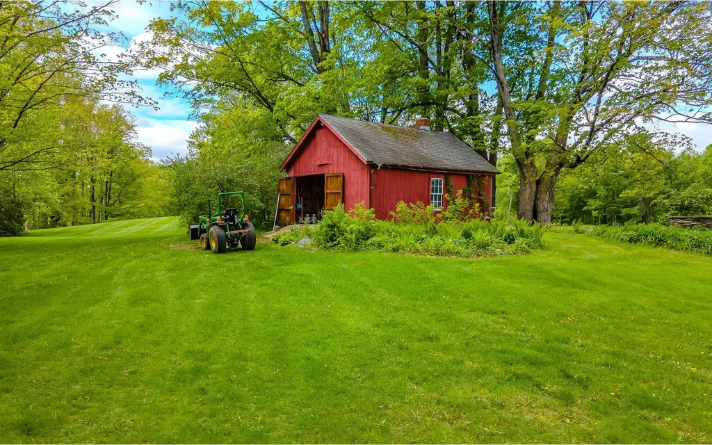 4 & 17 Sargent Hill Lane Walpole NH 03608
