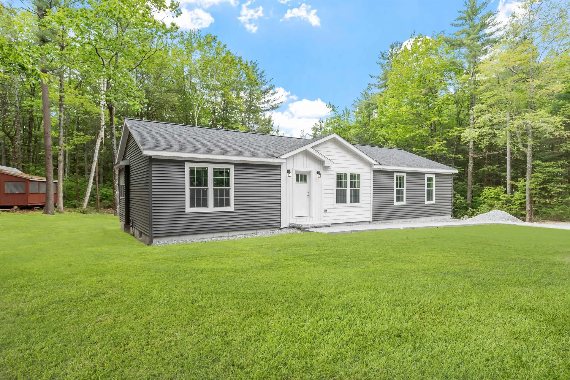 336 Cemetery Road Lyndeborough NH 03082