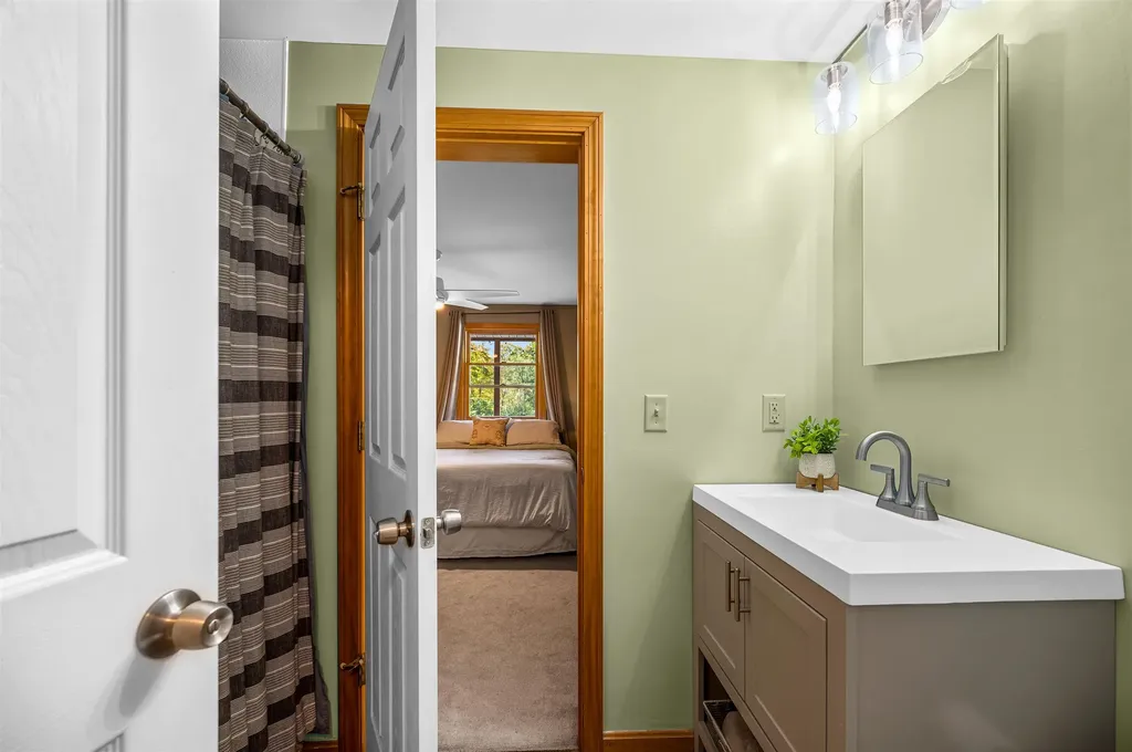 354 Jenny Davis Road Waterbury VT 05676