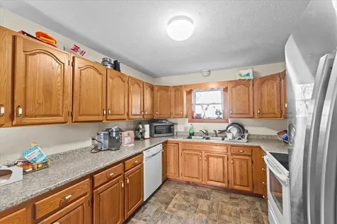 10 Lower Newton Street St. Albans City VT 05478