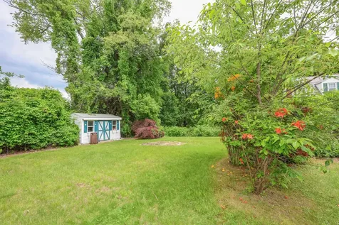 20 Beaudoin Street Bedford NH 03110