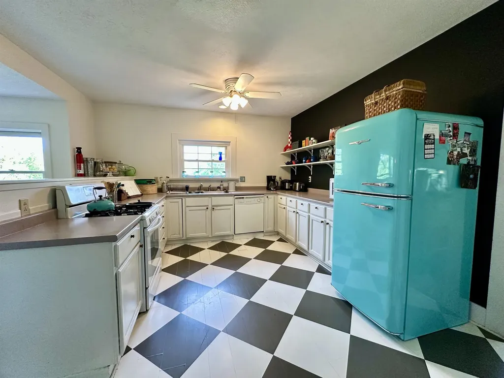 289 Pinnacle Road Richford VT 05476