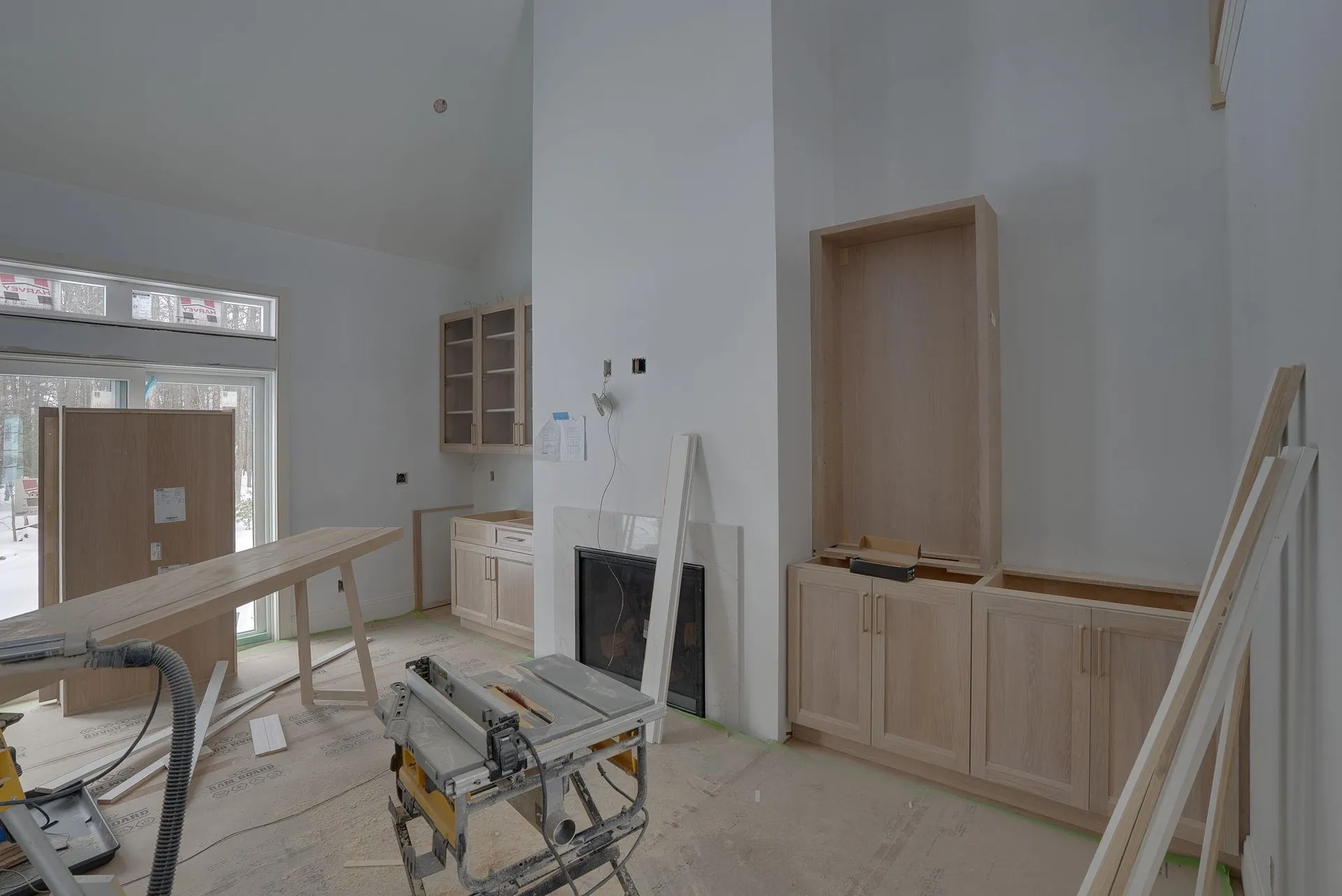 18 Grand Avenue Bedford NH 03110