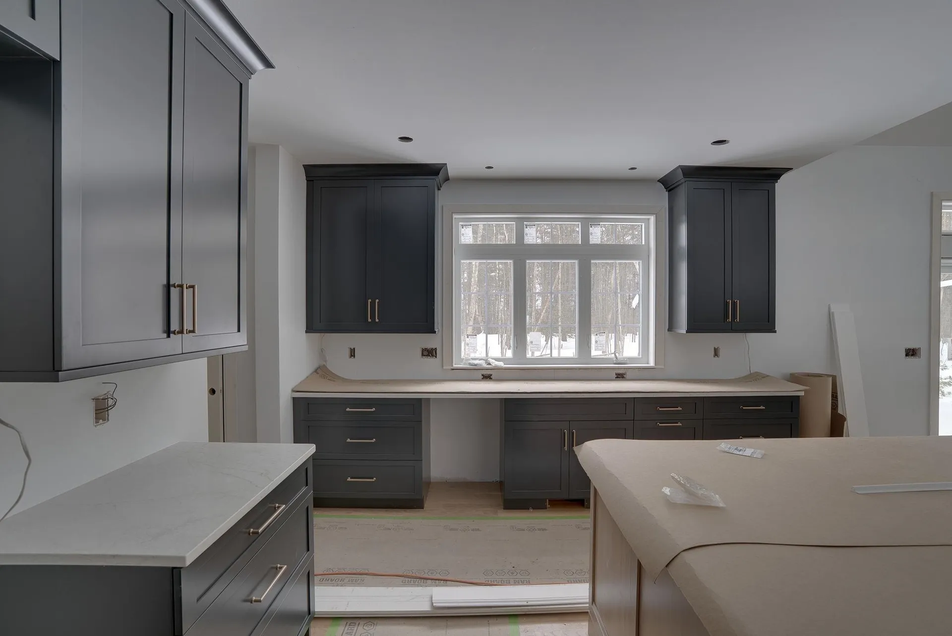 18 Grand Avenue Bedford NH 03110