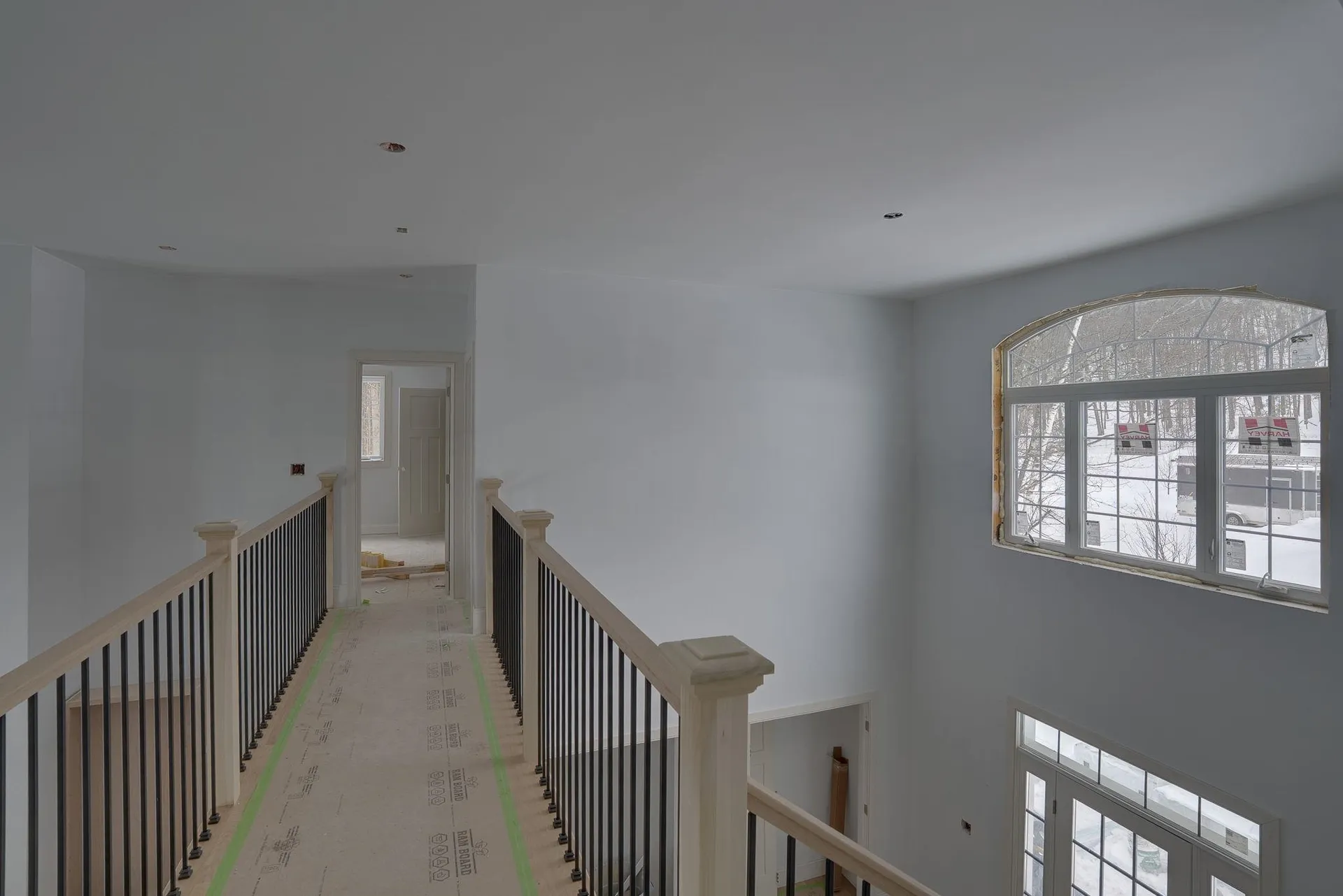 18 Grand Avenue Bedford NH 03110