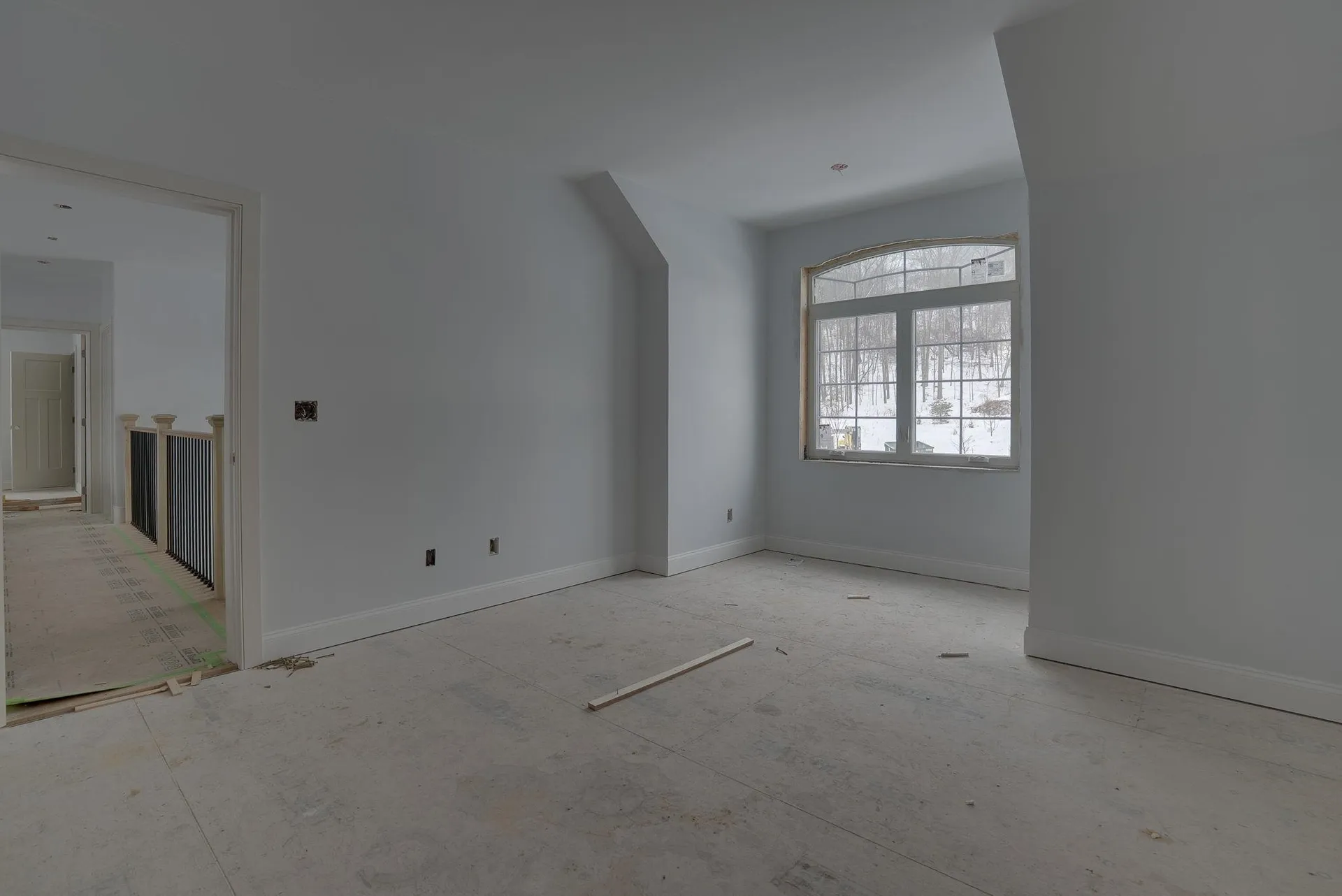 18 Grand Avenue Bedford NH 03110