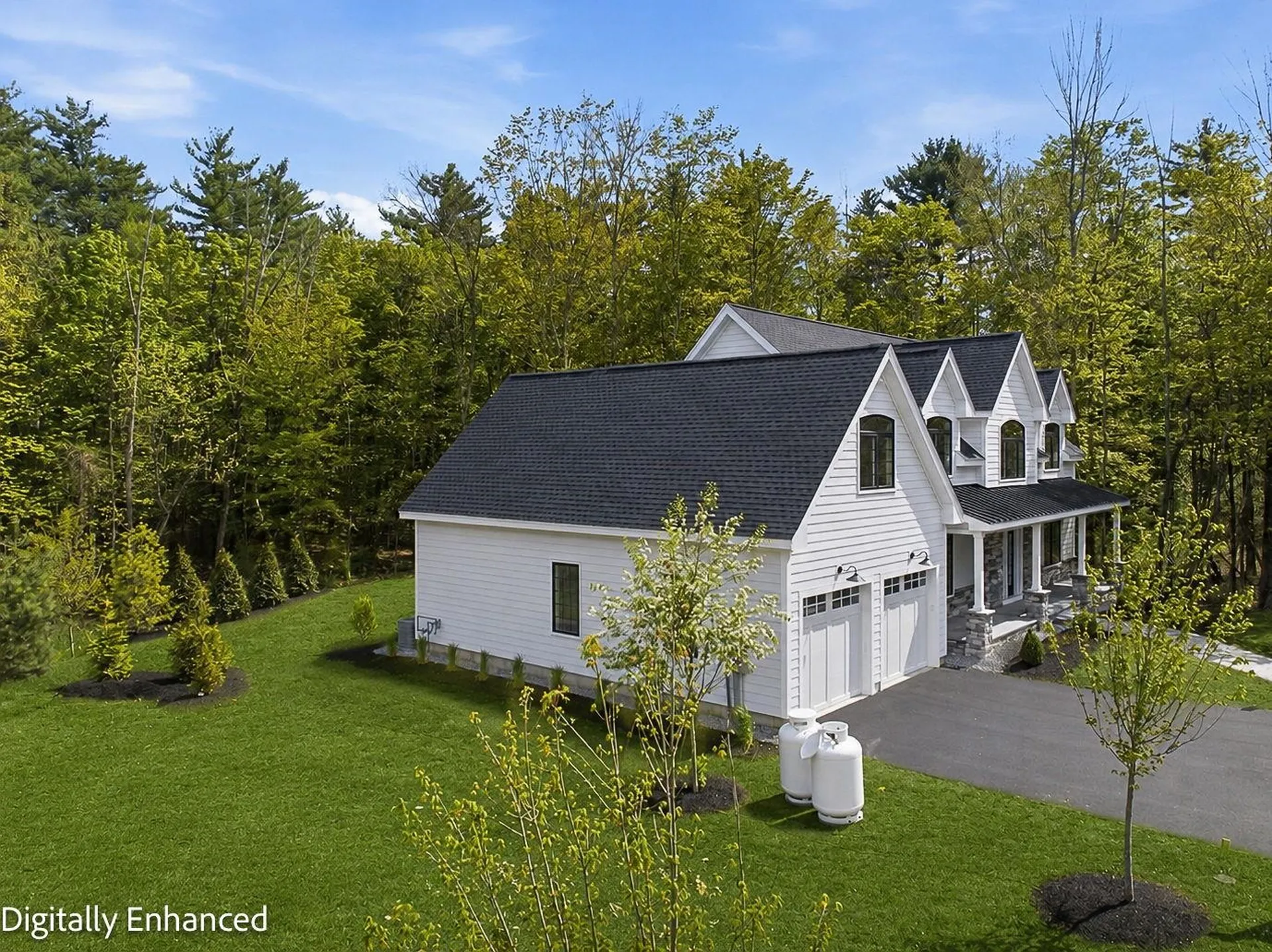18 Grand Avenue Bedford NH 03110