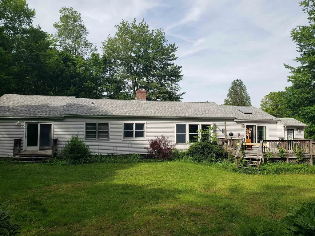 116 Edward Heights Brattleboro VT 05301