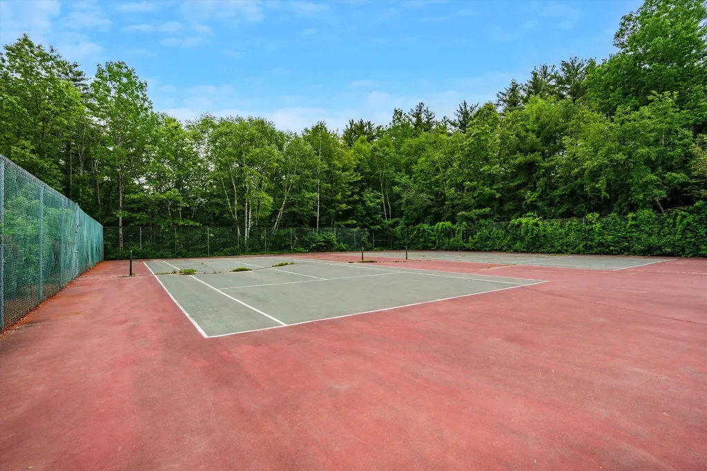 11 Timberwood Drive Goffstown NH 03045