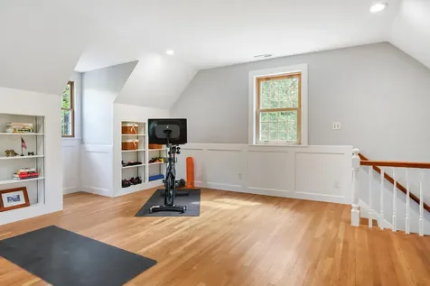 1 Fieldstone Drive Bedford NH 03110