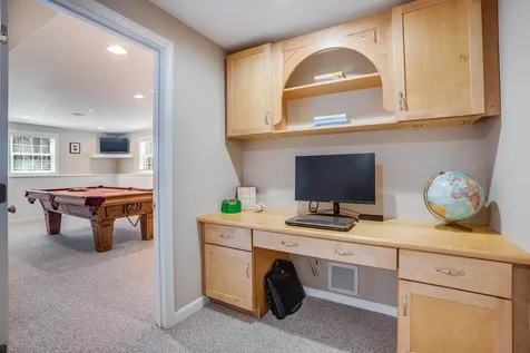 1 Fieldstone Drive Bedford NH 03110
