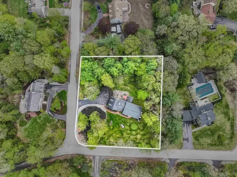 1 Fieldstone Drive Bedford NH 03110