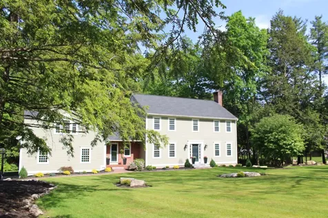 1 Fieldstone Drive Bedford NH 03110