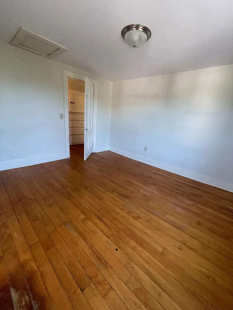 143 Main Street Cambridge VT 05464