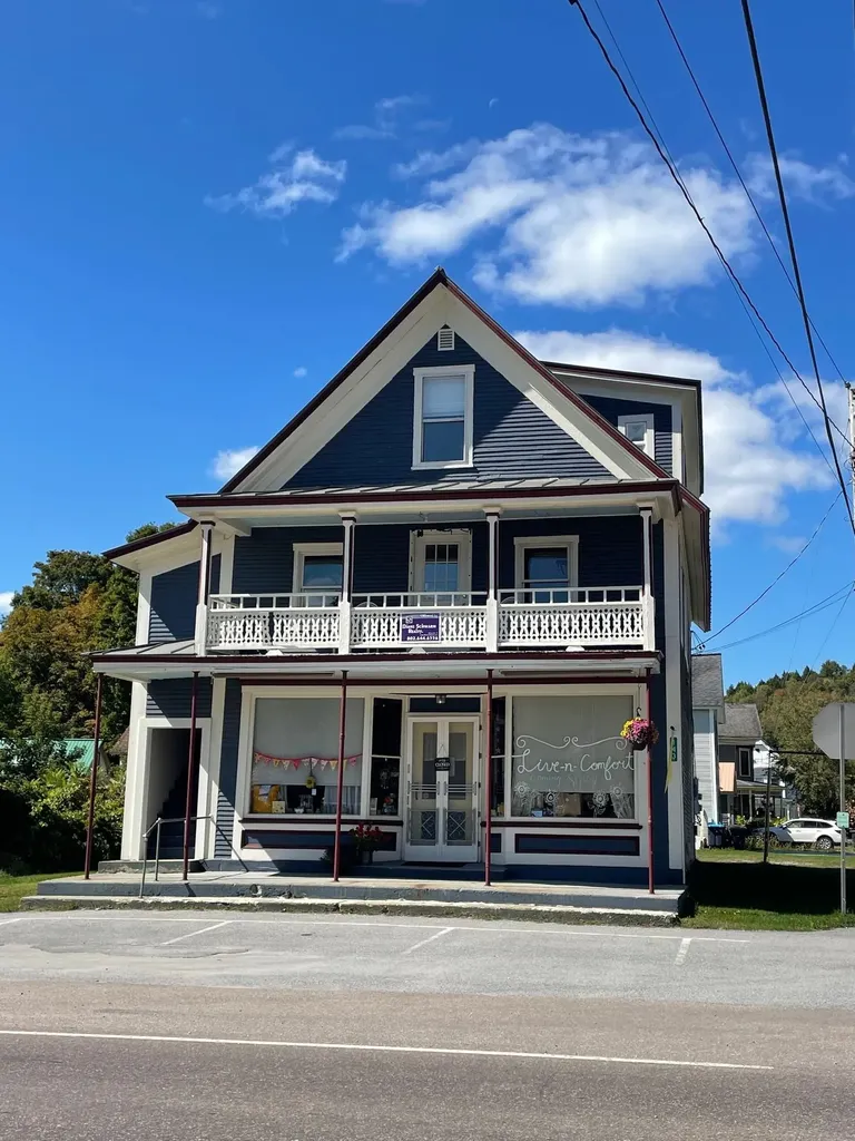 143 Main Street Cambridge VT 05464