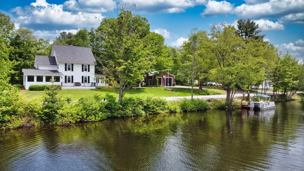 37 Channel Road Andover NH 03216