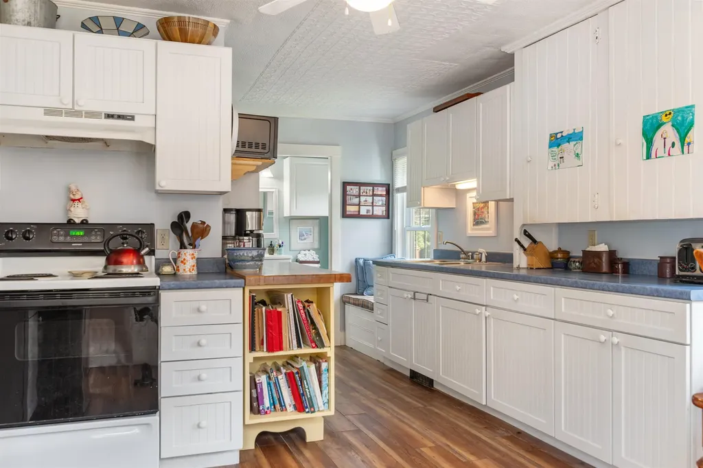 1 High Street Colebrook NH 03576