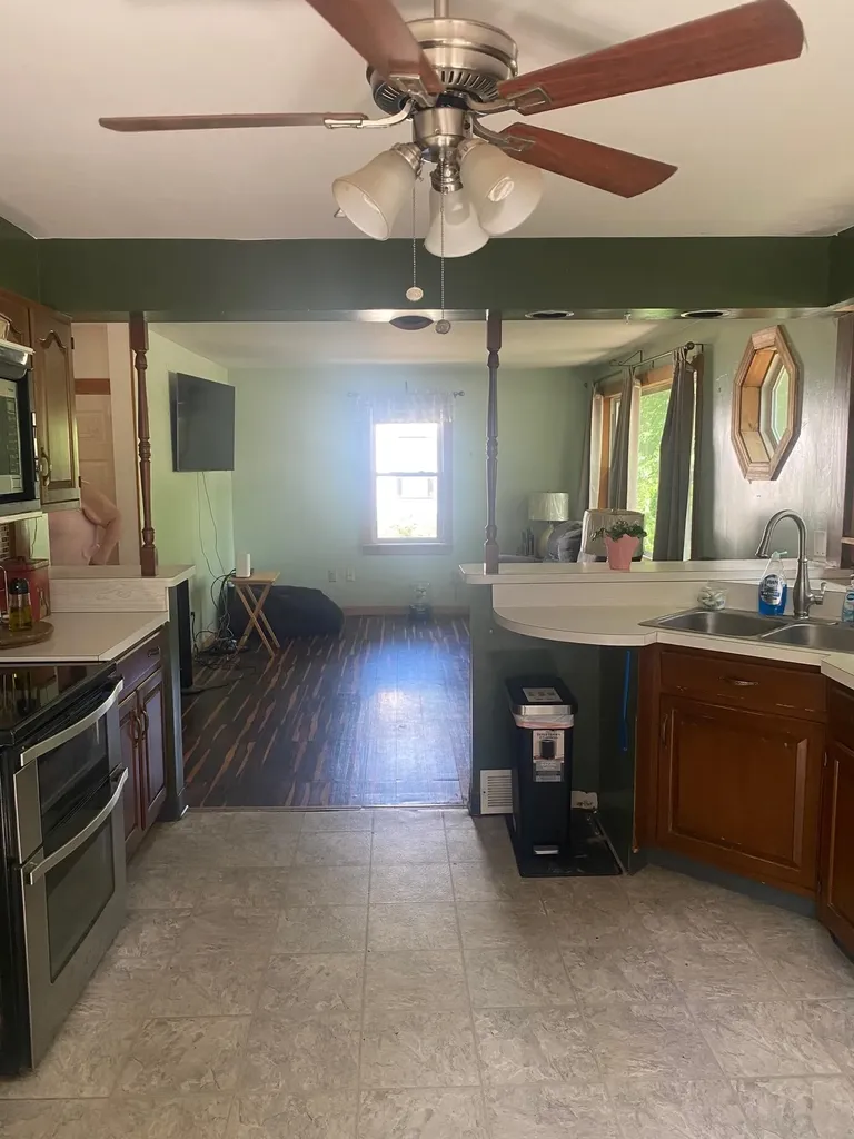 21 Clinton Street South Burlington VT 05403