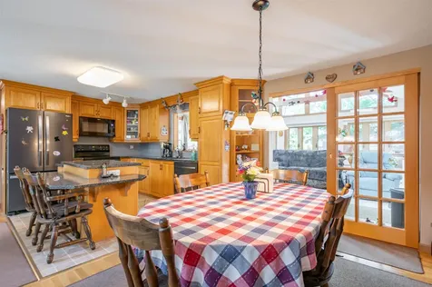 2 Bloomingdale Drive Nashua NH 03064