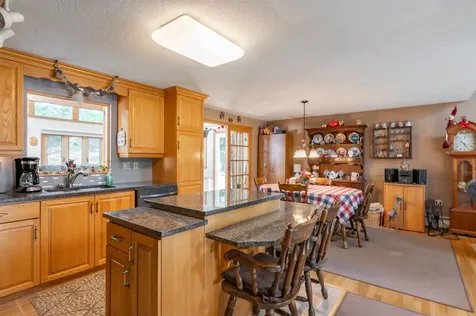 2 Bloomingdale Drive Nashua NH 03064