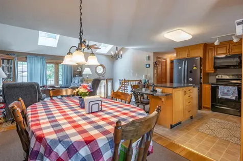 2 Bloomingdale Drive Nashua NH 03064