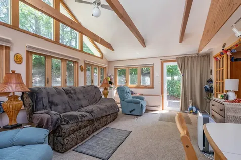 2 Bloomingdale Drive Nashua NH 03064