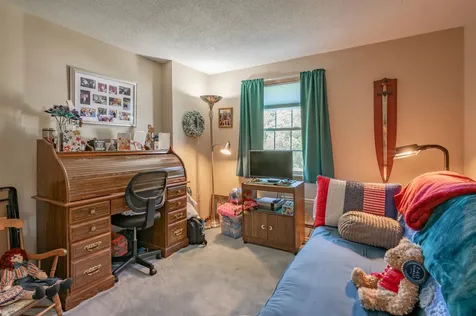 2 Bloomingdale Drive Nashua NH 03064