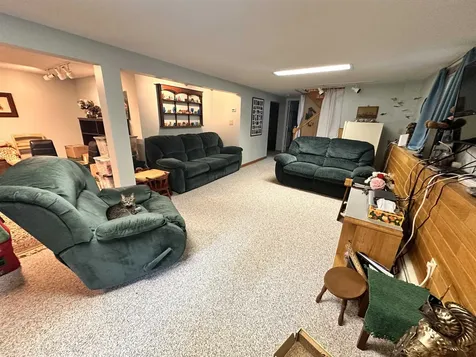 2 Bloomingdale Drive Nashua NH 03064
