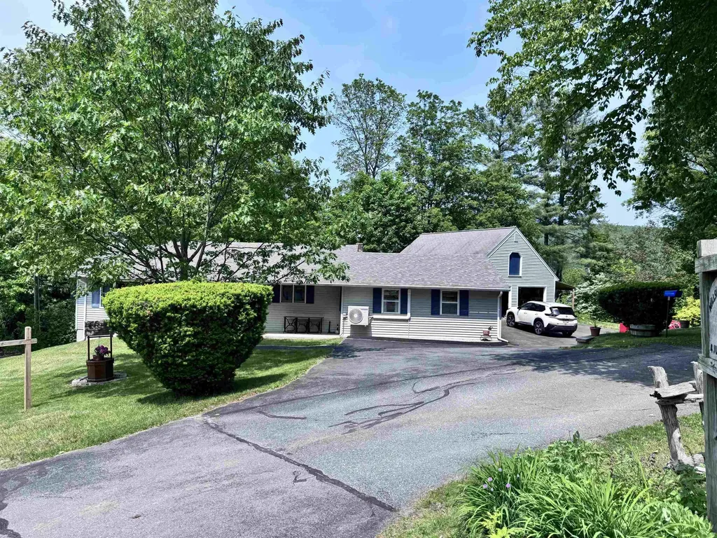 2 Juniper Hill Road Claremont NH 03743