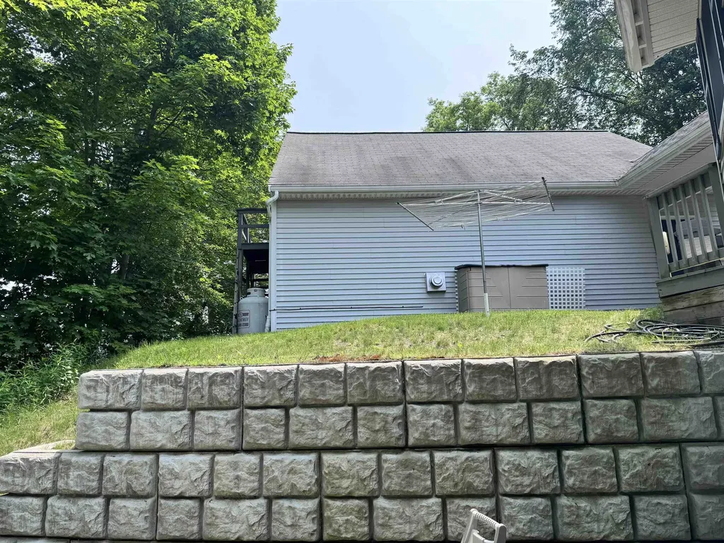 2 Juniper Hill Road Claremont NH 03743