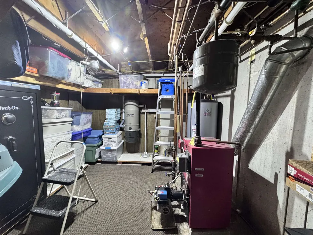 2 Juniper Hill Road Claremont NH 03743