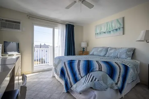 68 Kings Highway Hampton NH 03842