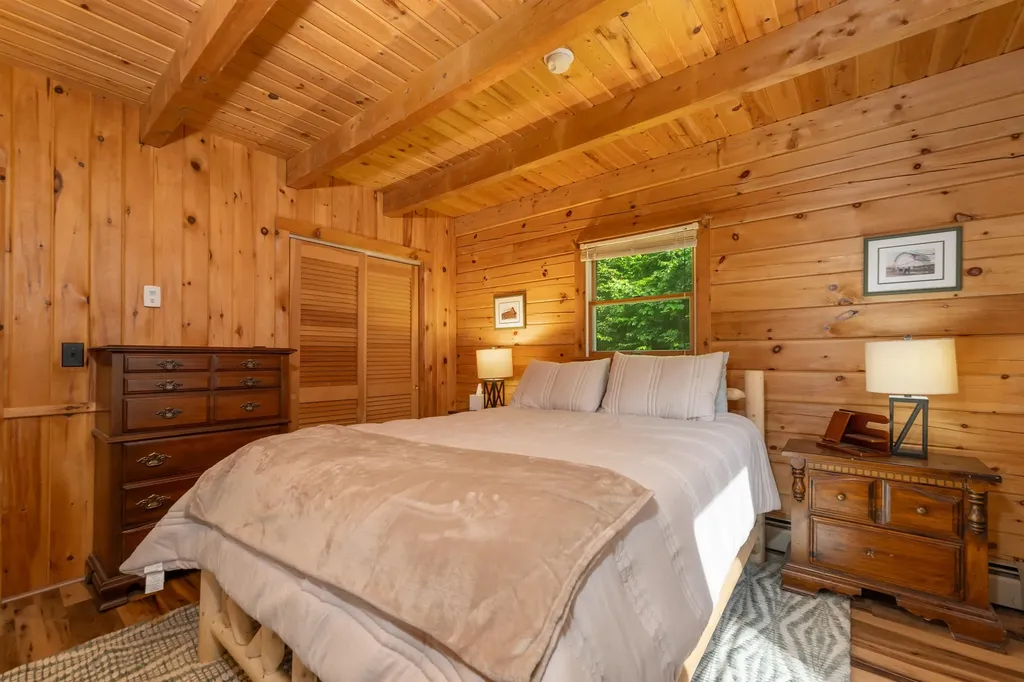 207 Covered Bridge Road Thornton NH 03285