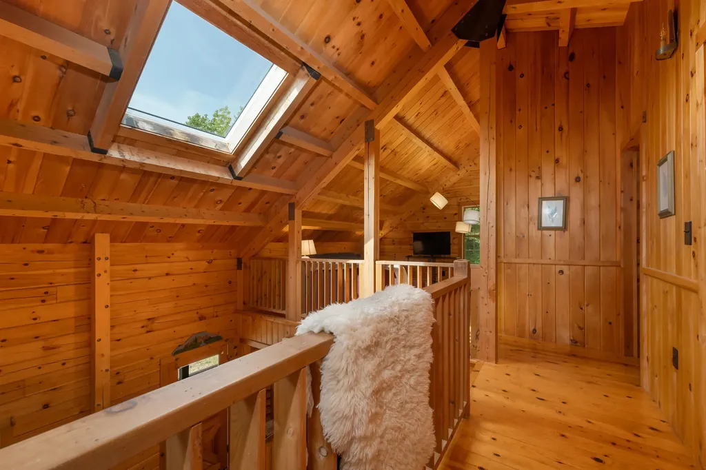 207 Covered Bridge Road Thornton NH 03285