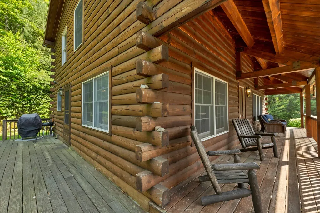 207 Covered Bridge Road Thornton NH 03285