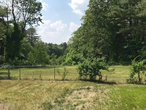 29 Benton Road Hooksett NH 03106