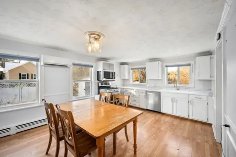 29 Benton Road Hooksett NH 03106