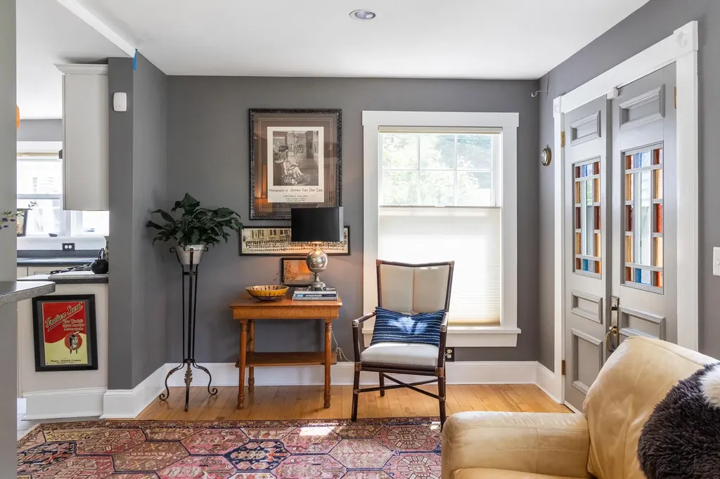 107 Loomis Street Burlington VT 05401