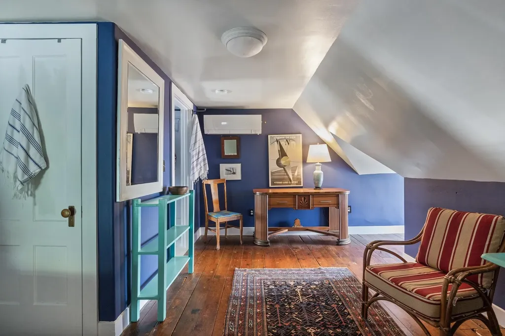 107 Loomis Street Burlington VT 05401