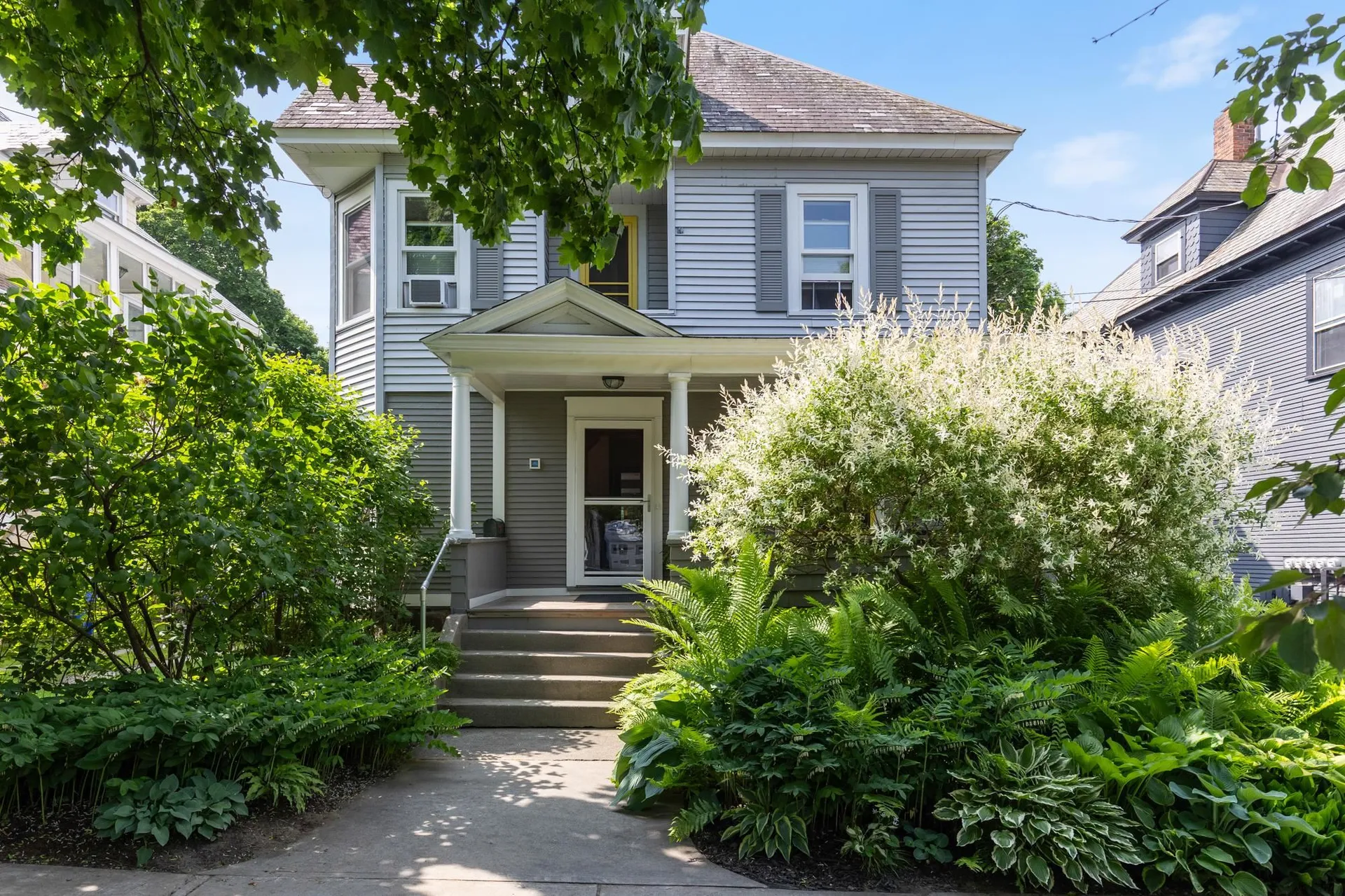 107 Loomis Street Burlington VT 05401