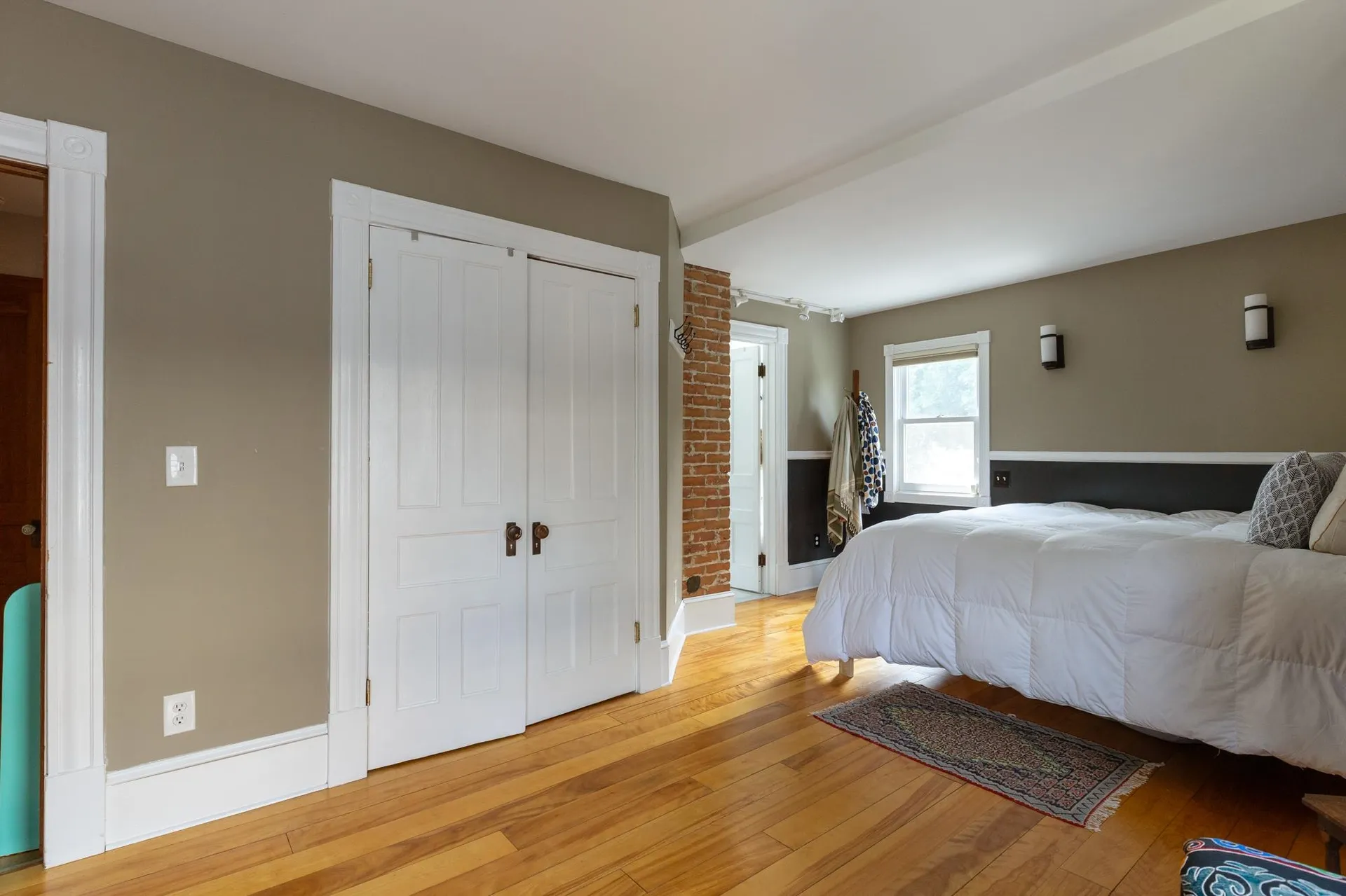 107 Loomis Street Burlington VT 05401