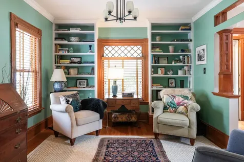 107 Loomis Street Burlington VT 05401